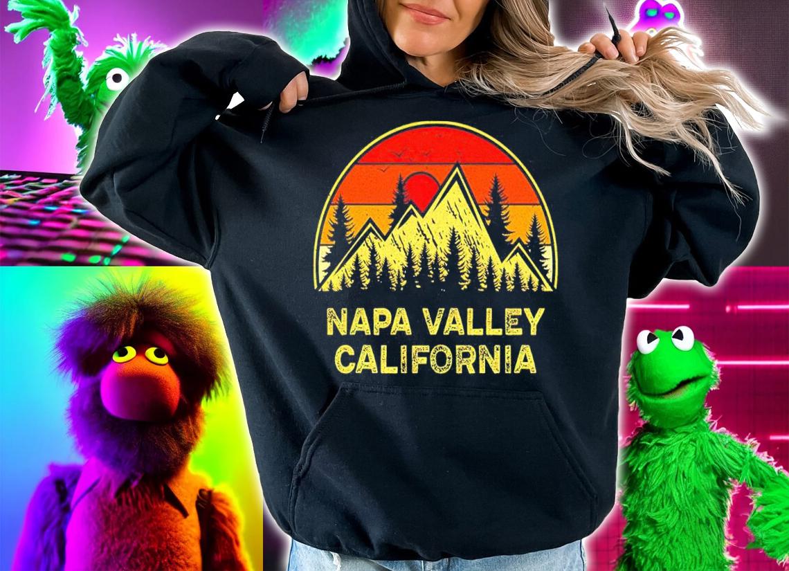 Vintage Napa Valley California CA Mountains Hiking Souvenir T-Shirt t-shirt