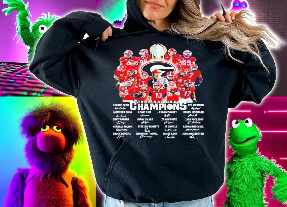2022 National Champions win Georgia Bulldogs signatures shirt t-shirt