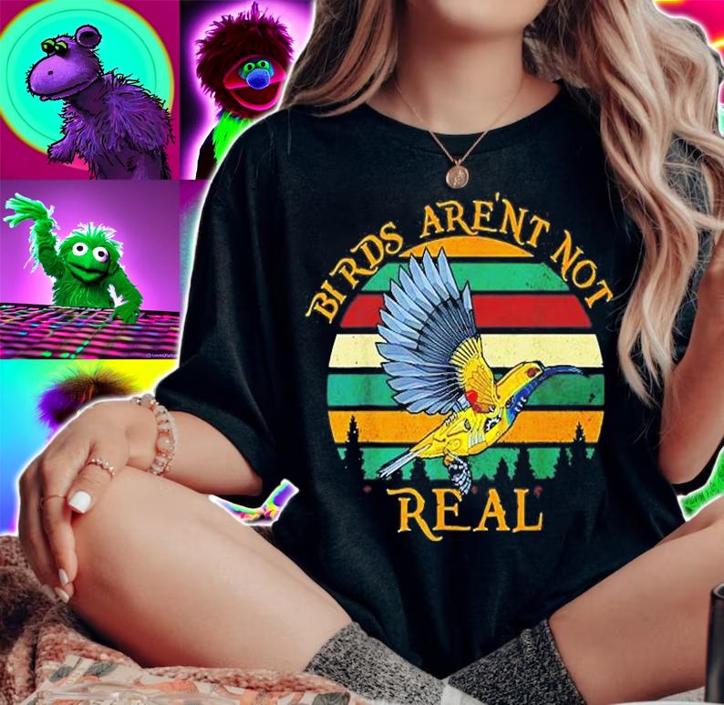 Bird Arent Real Retro Sunset T-Shirt t-shirt woman shirt