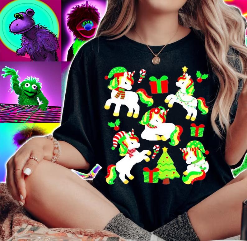 Super Cute Christmas Unicorns Men Women Kids Gift T-Shirt t-shirt