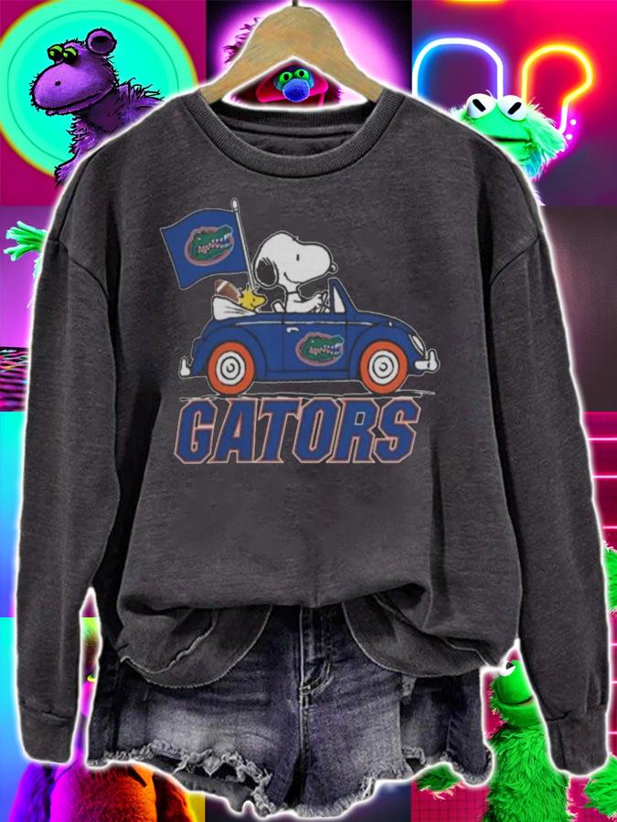 Snoopy And Woodstock Driving Car Florida Gators Flag t-shirt