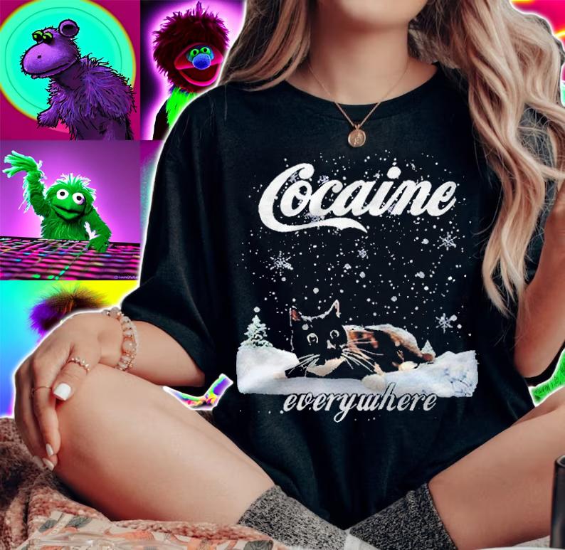 Snow black cat cocaine everywhere T-shirt