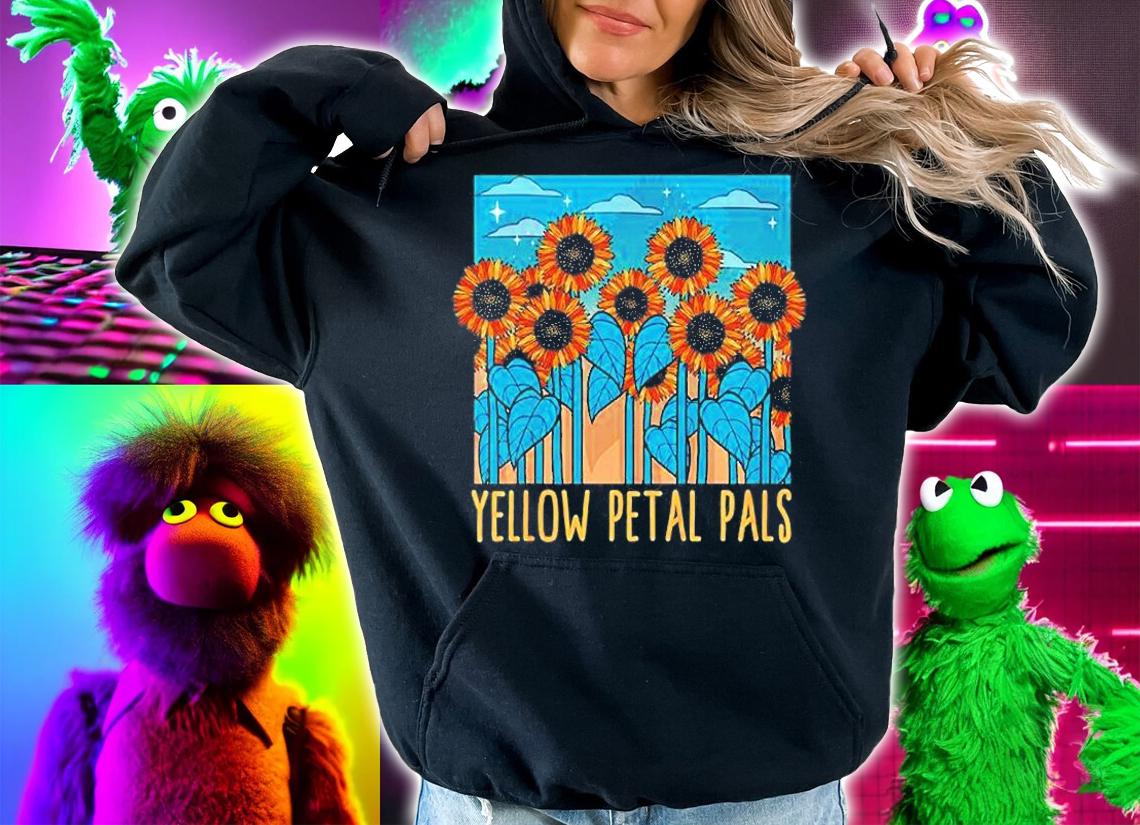 Yellow Petal Pals Home Garden Gardening Field Sunflower T-Shirt hoodie
