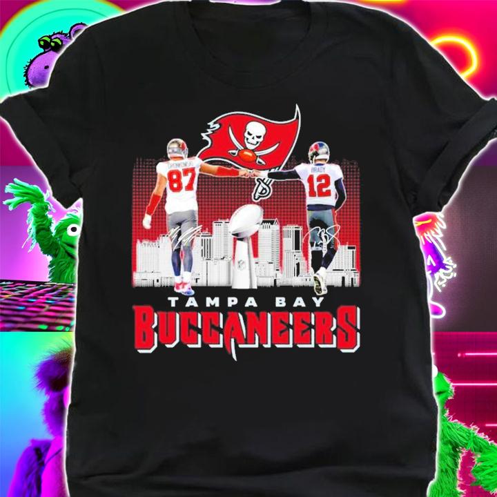 Tampa Bay Buccaneers Rob Gronkowski and Chris Godwin signatures shirt shirt