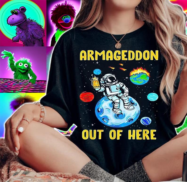 Armageddon outta here lustiger astronaut apokalypse space T-shirt woman shirt