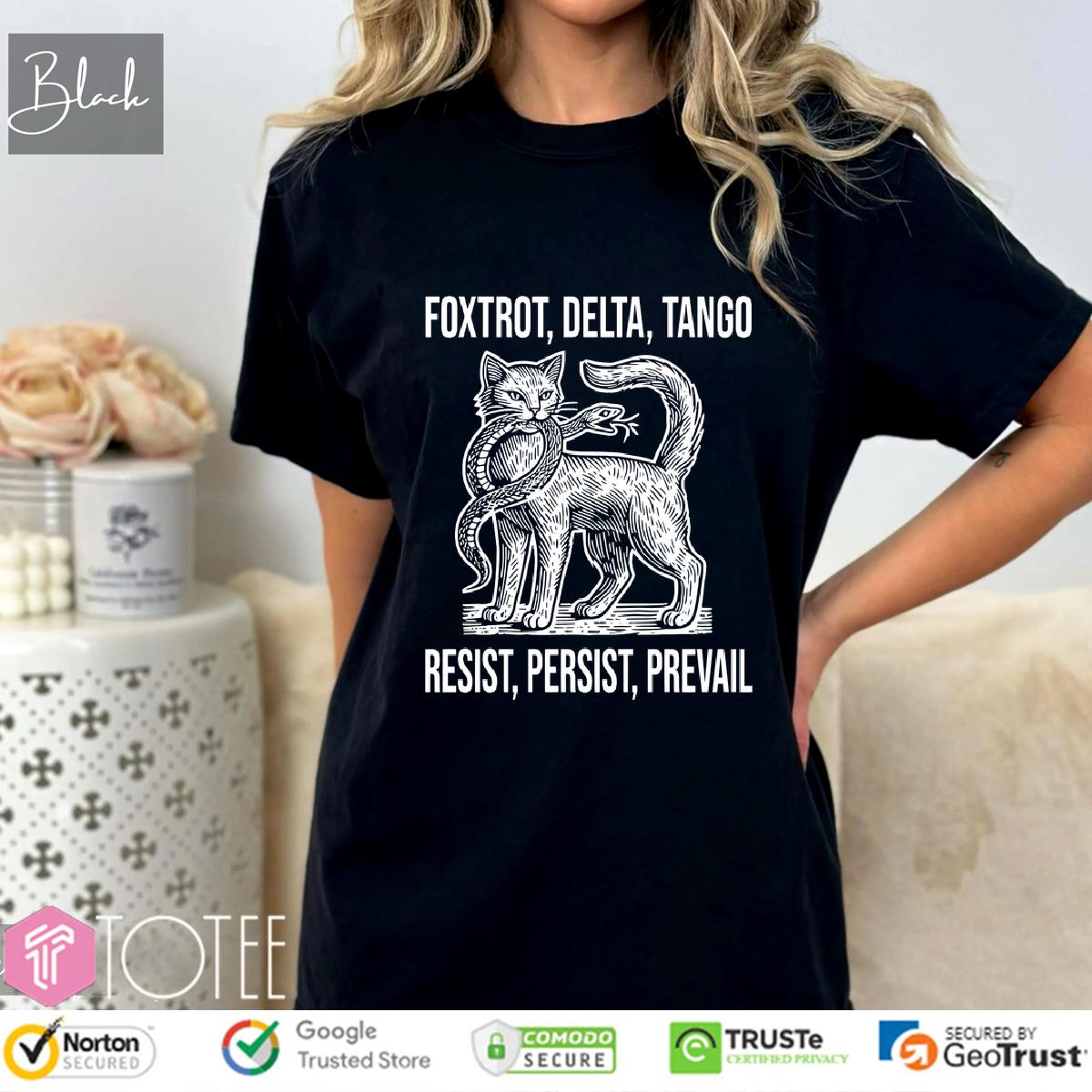 Cat Eat Snake: Ultimate Tee for Cat Lovers Today